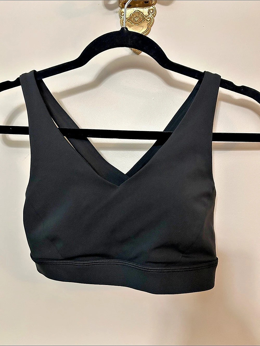 lululemon Energy Bra Black Sports Bra Size 6